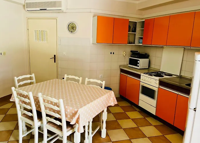 Kuca Keka Apartment Supetar