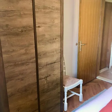 Kuca Keka Apartment *