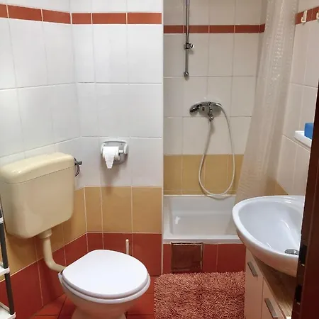Kuca Keka * Supetar