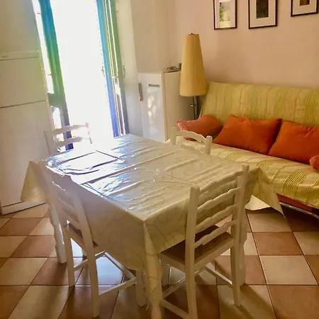 Kuca Keka Apartment Supetar