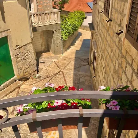 Kuca Keka Supetar