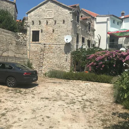 Kuca Keka Supetar