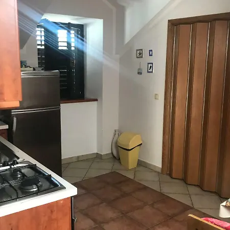Kuca Keka Apartment Supetar