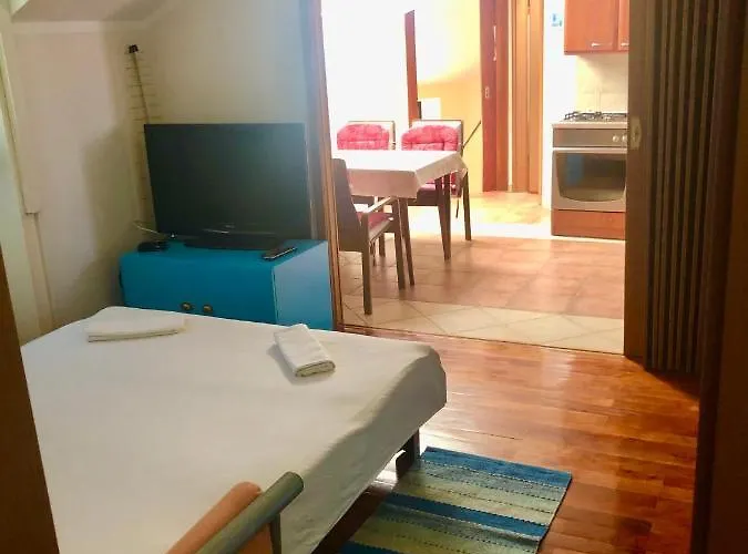 Kuca Keka Apartamento Supetar